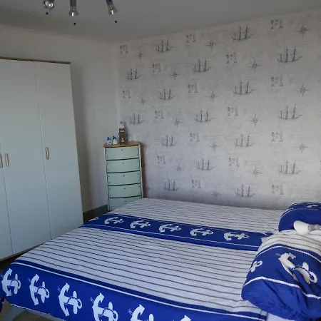Wohnen Am Seglerhafen Mit Traveblick Im Kontorhaus Viele Extras Appartement *